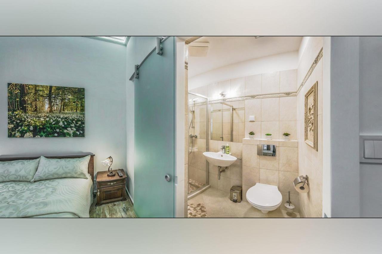 Platanus Guesthouse Boedapest Buitenkant foto
