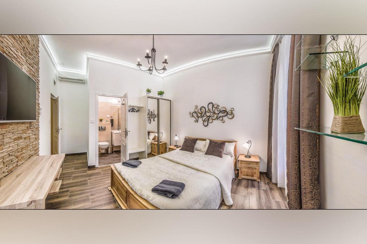Platanus Guesthouse Boedapest Buitenkant foto