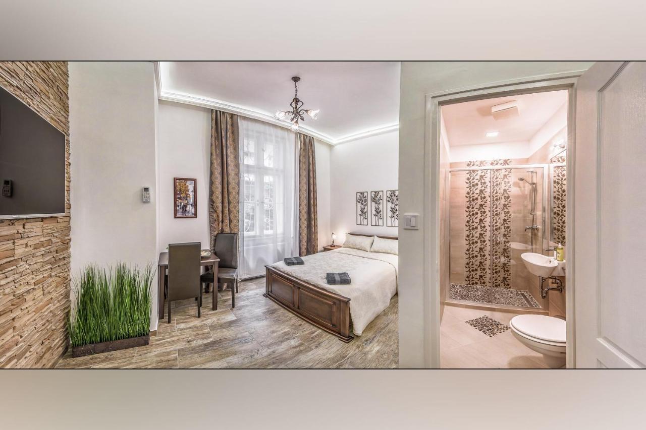 Platanus Guesthouse Boedapest Buitenkant foto